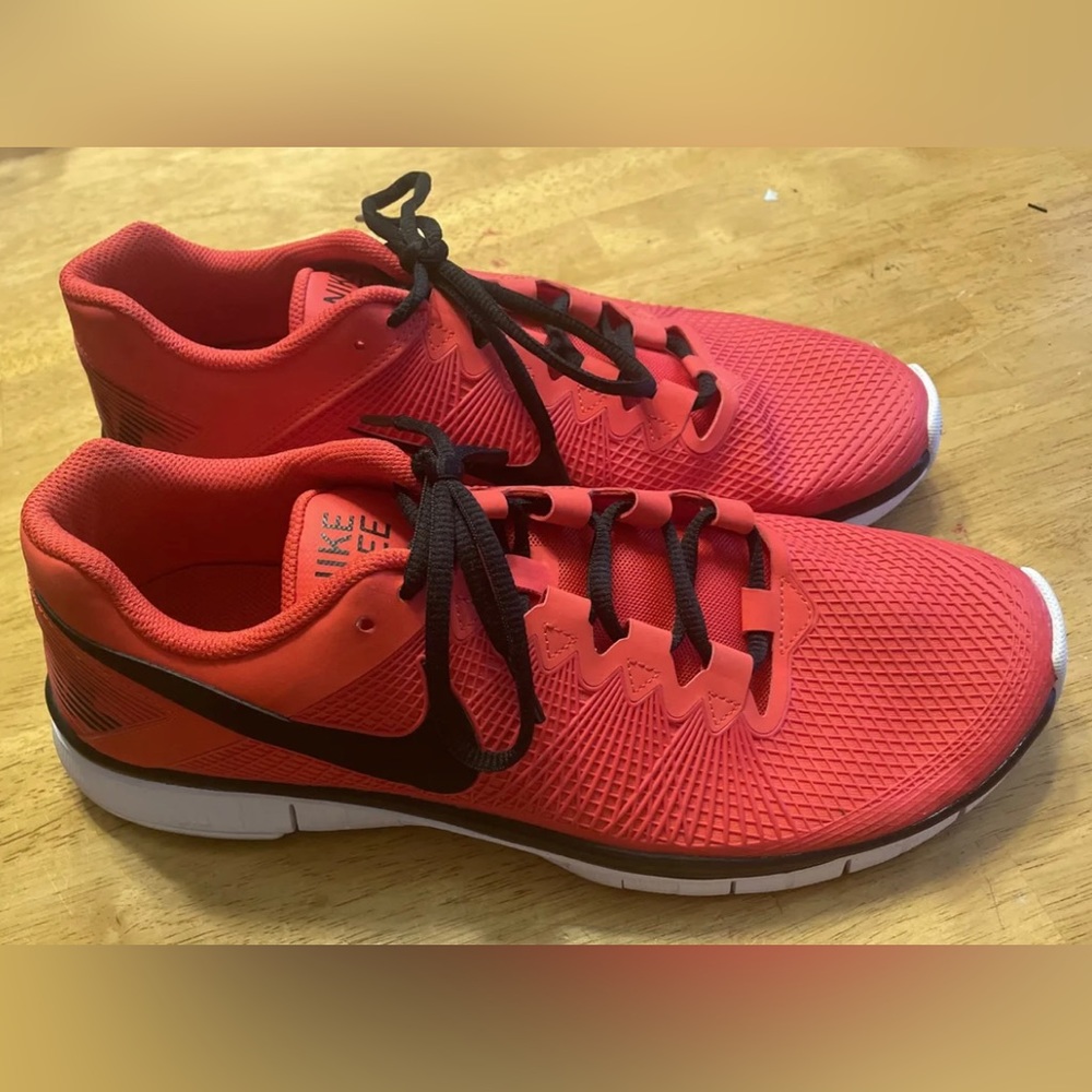 Nike Free Trainer 3.0 - Women’s Shoe - Size 11 - 553684-601 Pimento Black White